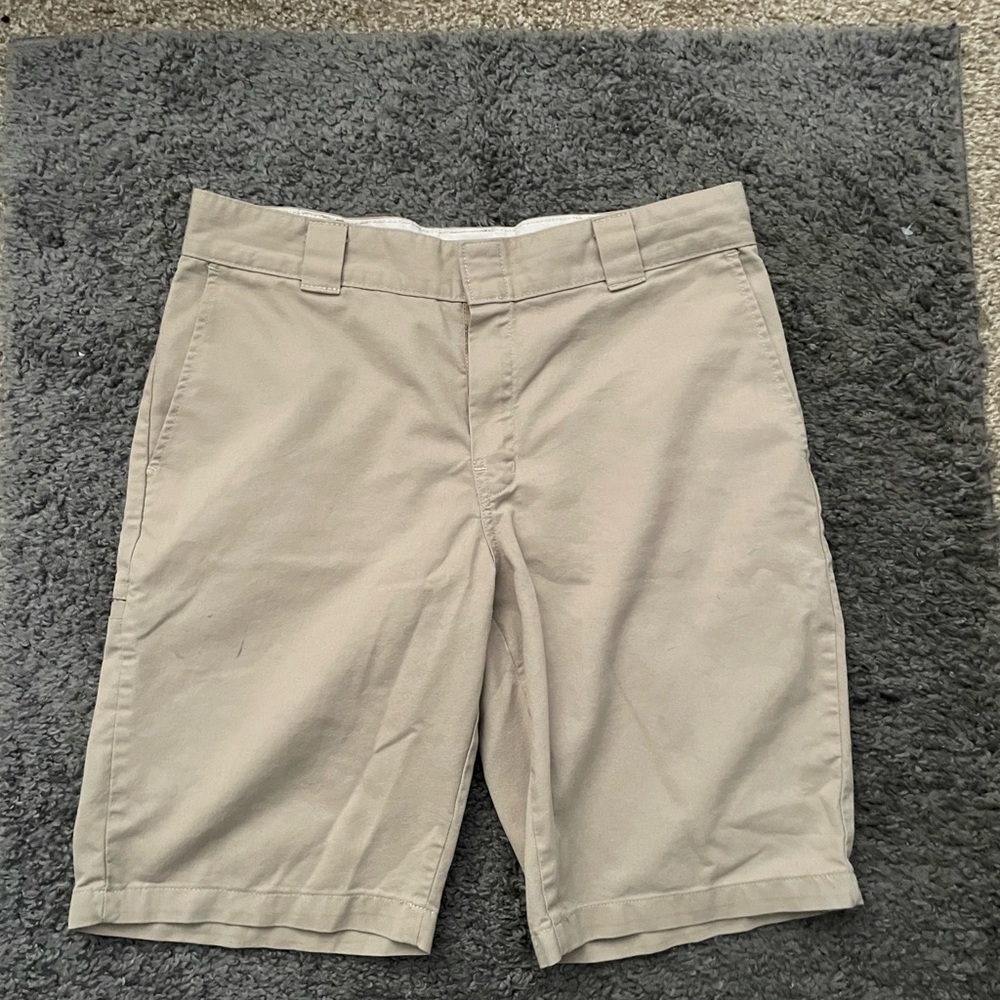 Dickies Men's Flat Front Shorts in Beige